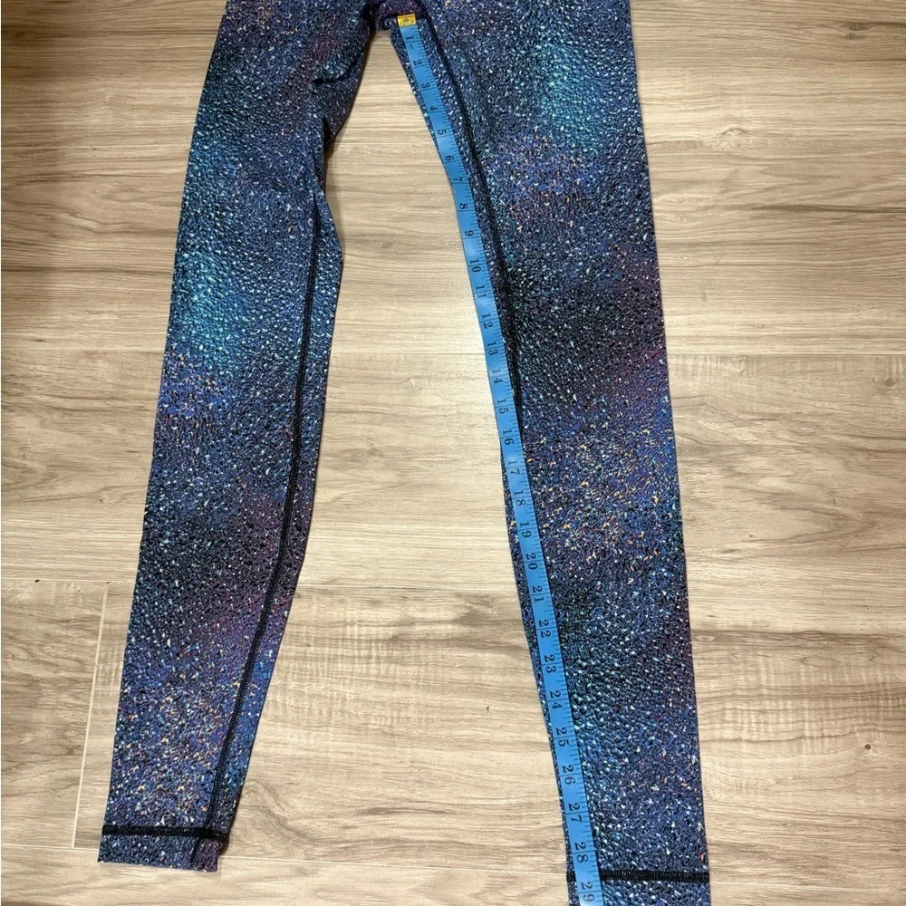 lululemon athletica Multicolor Leggings women's size 6 - Picture 4 of 6
